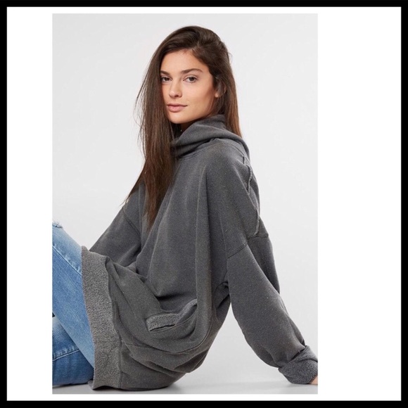 FREE PEOPLE COZY OVERSIZED PULLOVER POCKETS TUNIC - Picture 2 of 8